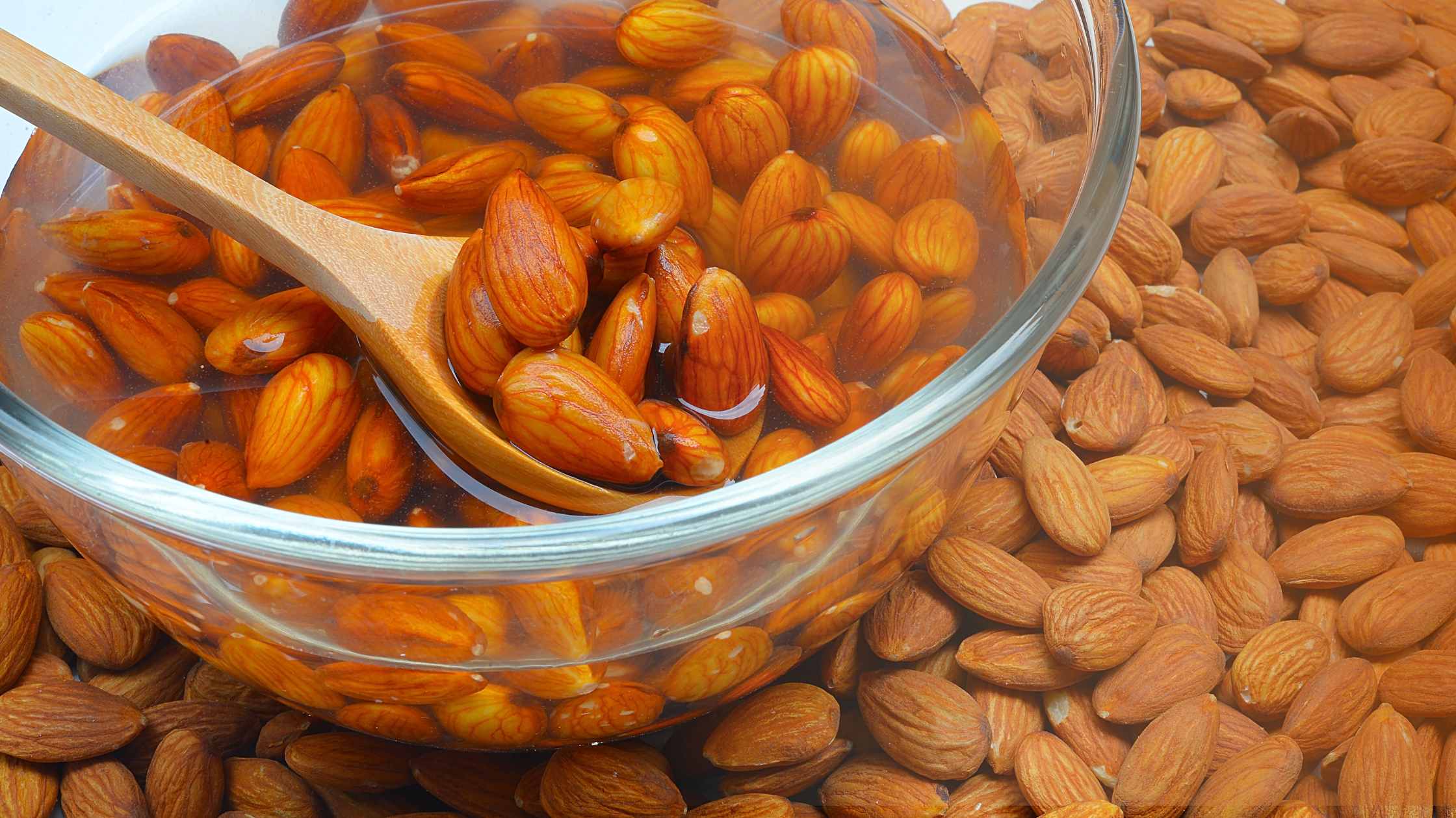 What You Need to Know About Soaked Almonds for Weight Loss |