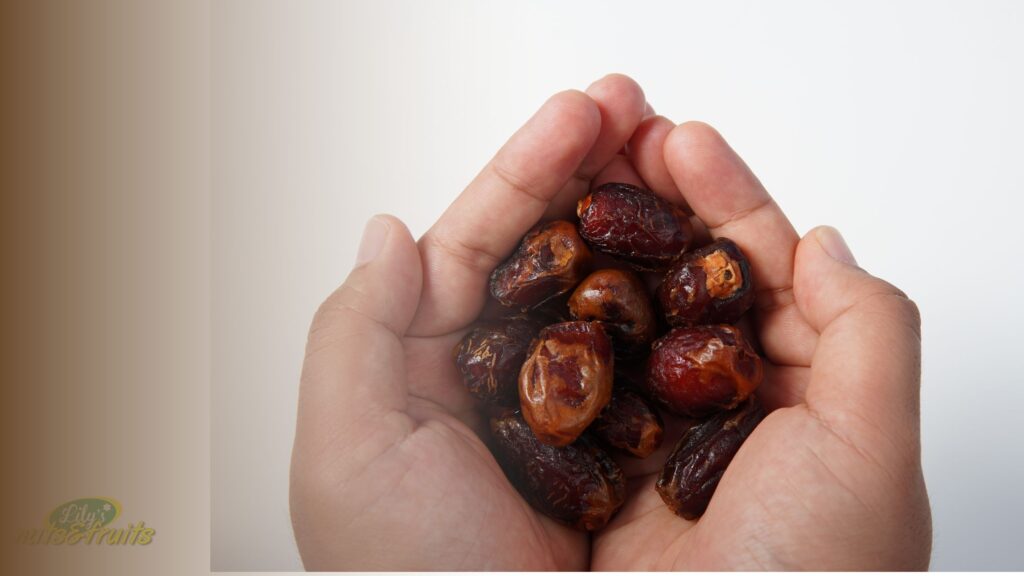 Fresh premium dates showing the dates health benefits of a natural Ramadan energy food